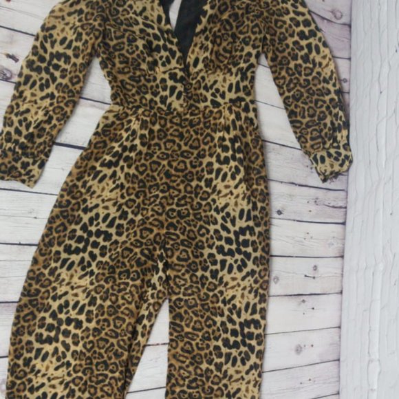NWT Glamorous Leopard Plunge Jumpsuit Petite - Picture 6 of 7